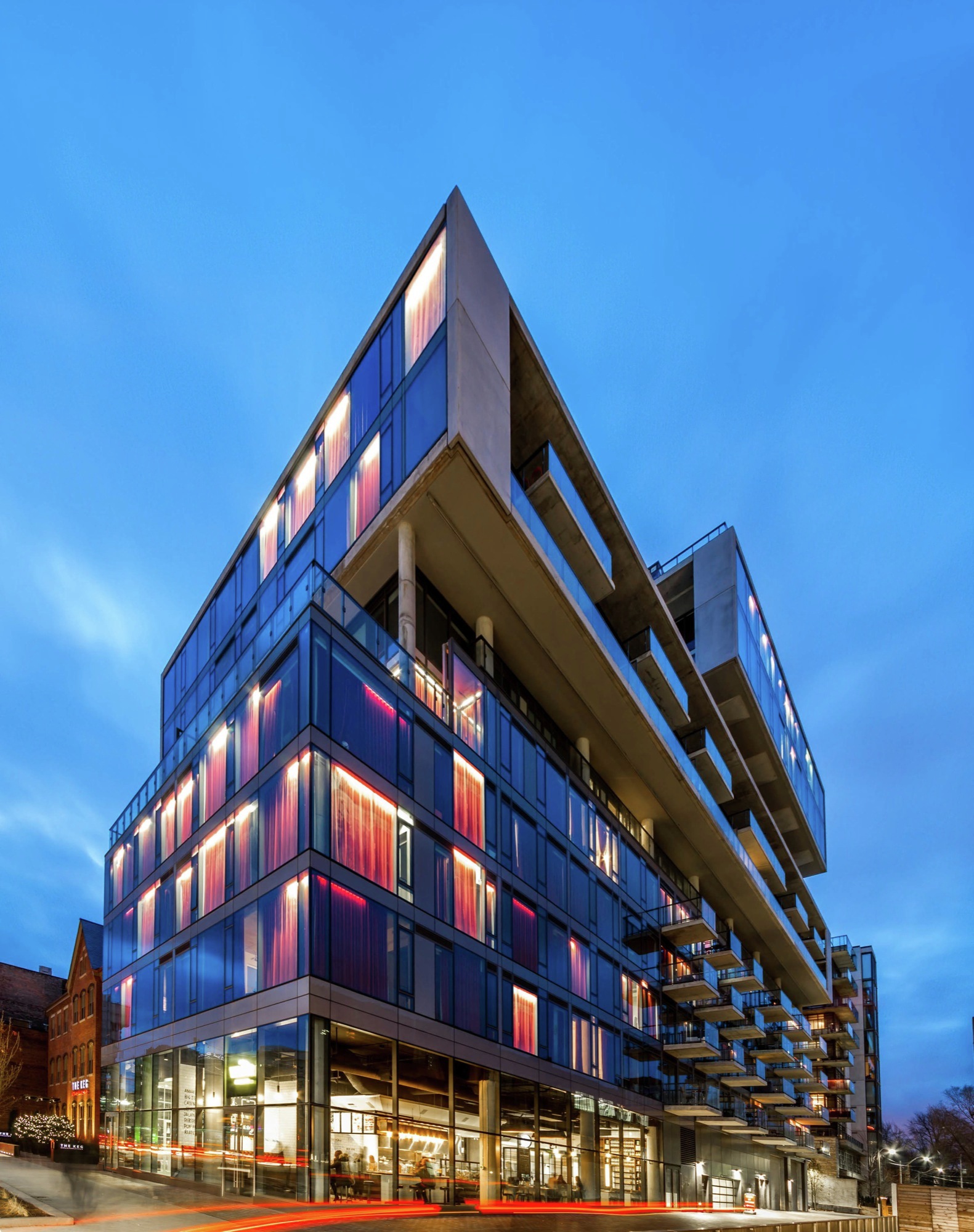 Fashion House — photograph 10, 560 King St W, Toronto
